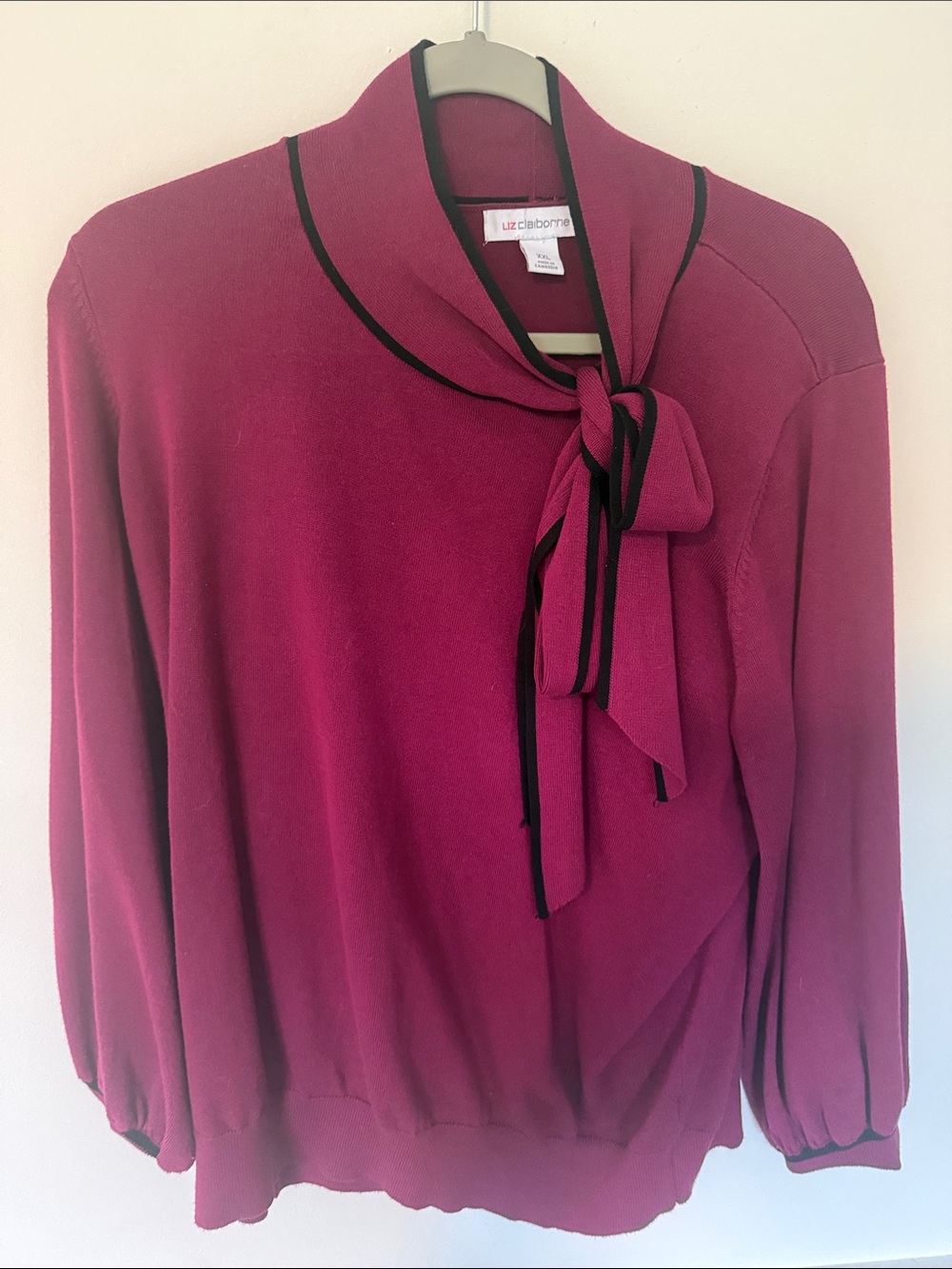 Liz Claiborne Magenta Knit Tie-Neck Top with Black Trim
